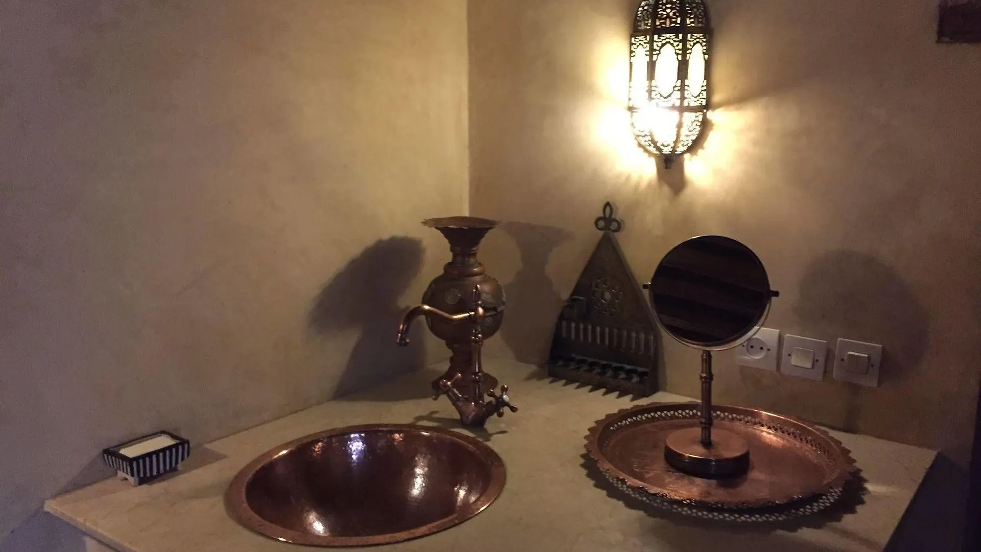 **** Riad Hôtel Dar El Menia à Fès Maroc